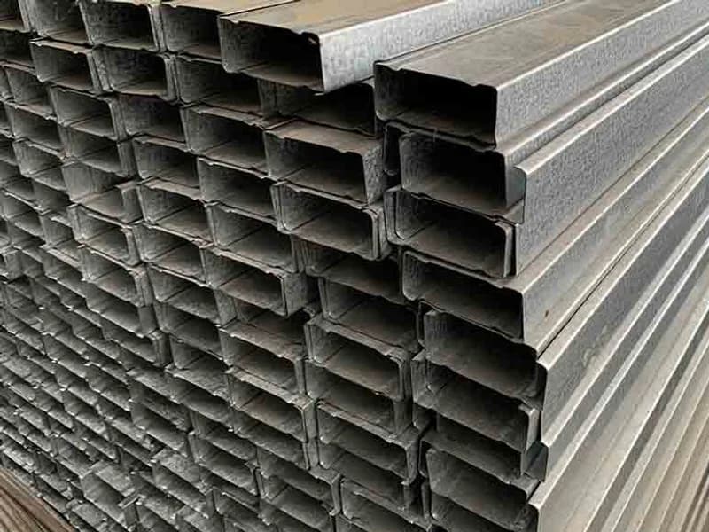 Material Besi untuk Iklim Batam: Galvanis vs Stainless vs Mild Steel