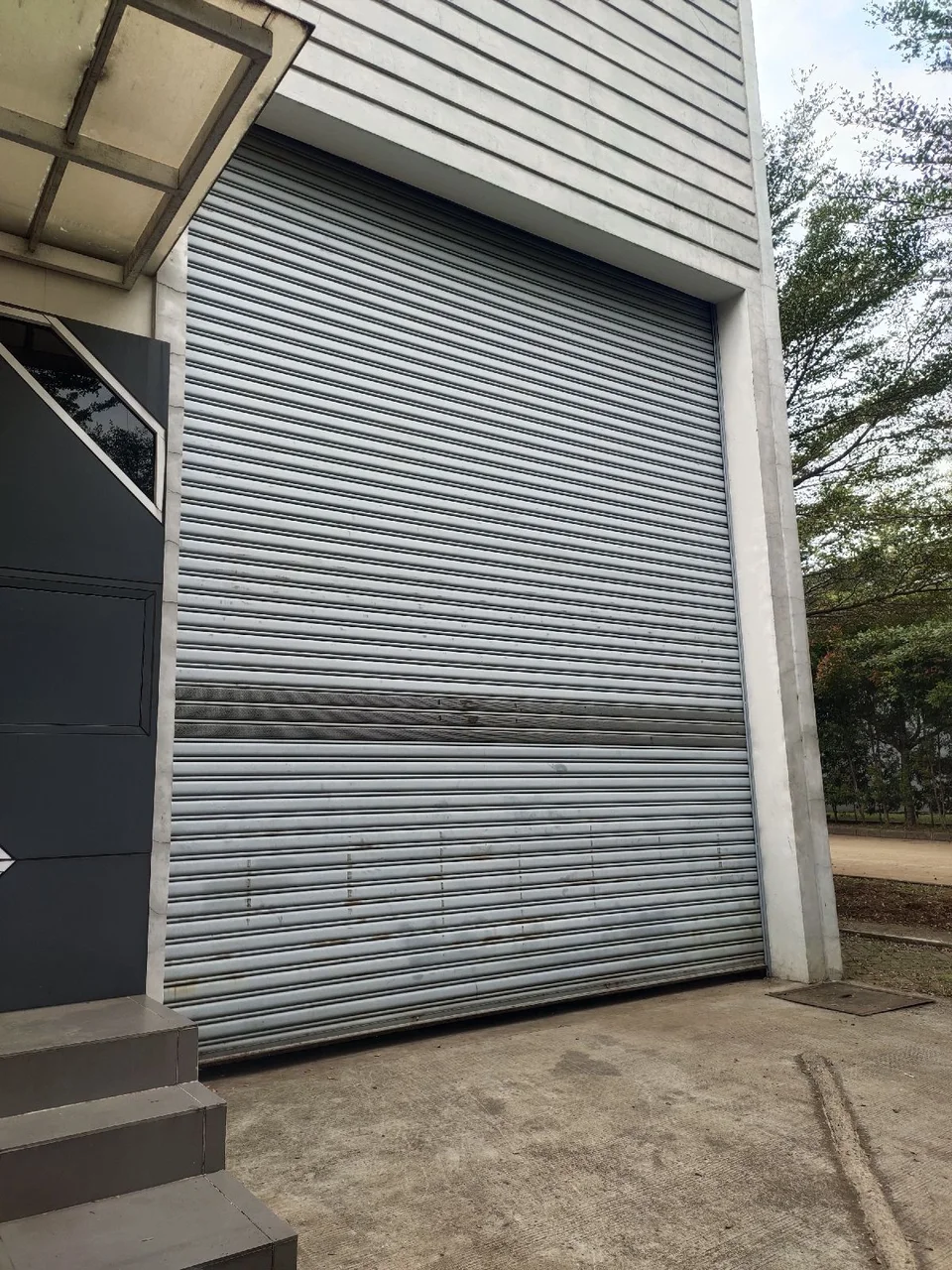 Proyek fabrikasi besi Iron Craft Batam